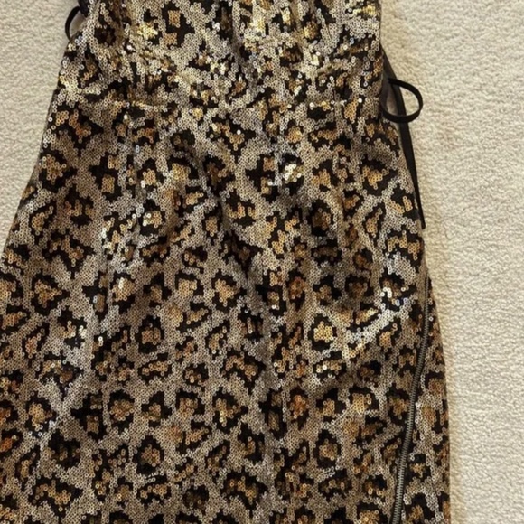 Tobi leopard print sequin dress (BNWOT) - Picture 4 of 5